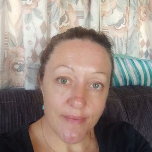 Meet your Posher, Dee